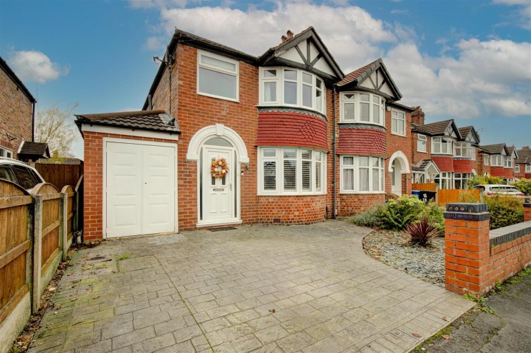 Rossett Avenue, Timperley, Altrincham