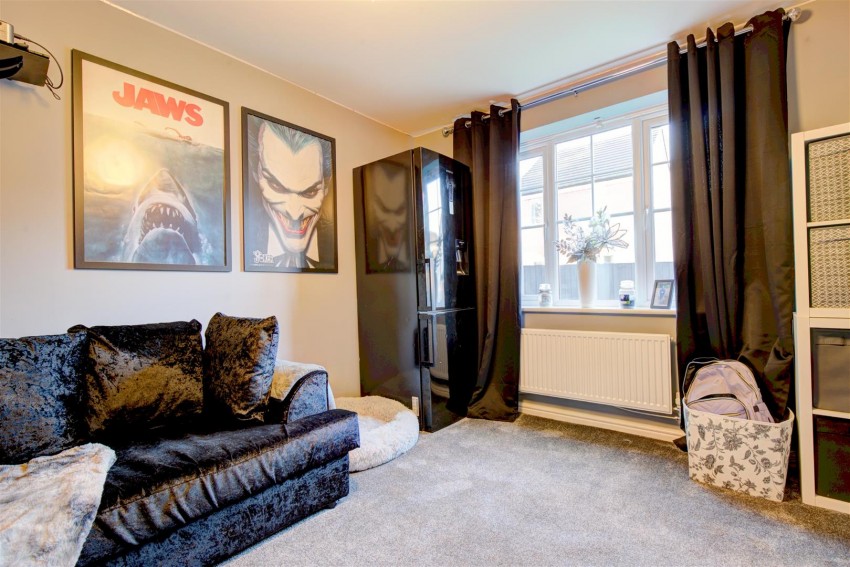 Images for Holly Close, Stalybridge