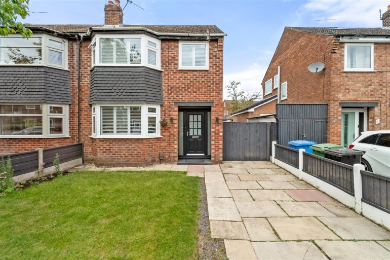 Beech Road, Sale
