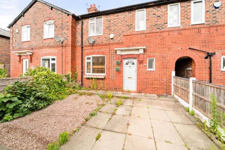 Sefton Crescent, Sale