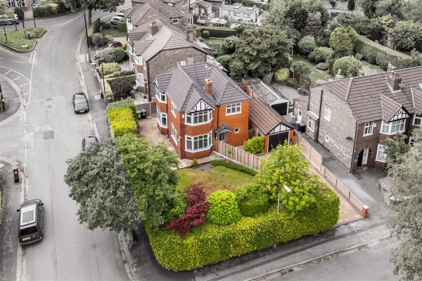 Westcourt Road, Sale