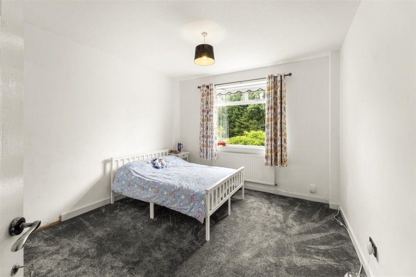 Images for Oakfield, Sale, M33