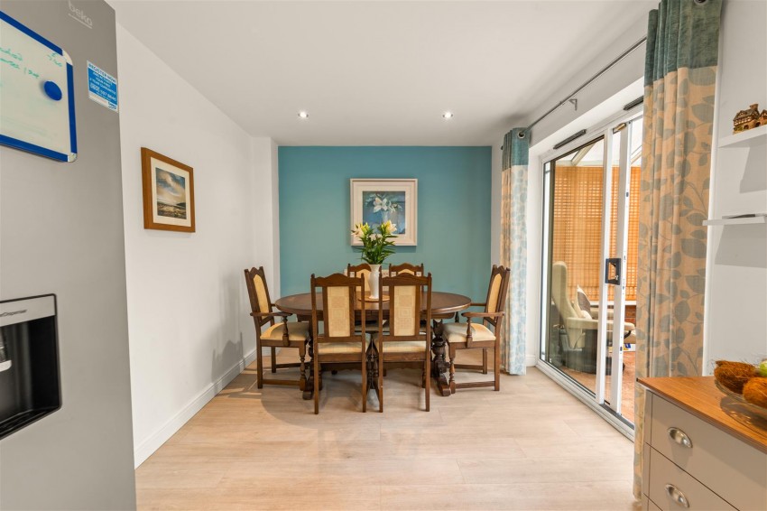 Images for Little Ees Lane, Sale