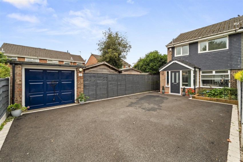 Images for Riley Close, Sale