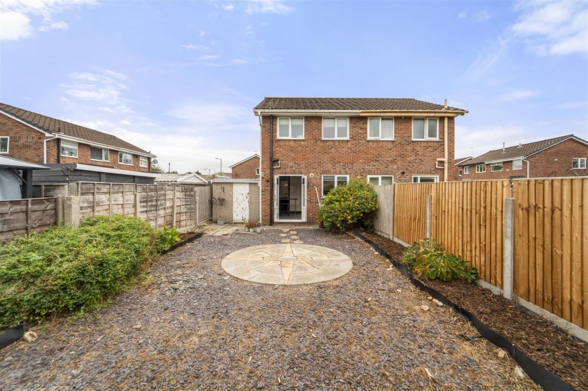 Images for Larchwood Close, Sale